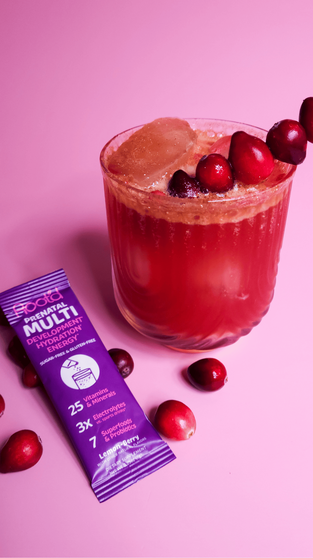Pomegranate Ginger Sparkler by @ginbeforebreakfast